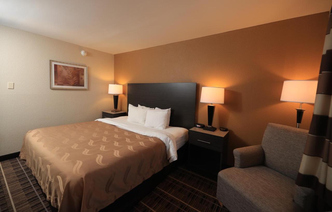 Quality Inn Dfw Airport North - Irving Bagian luar foto