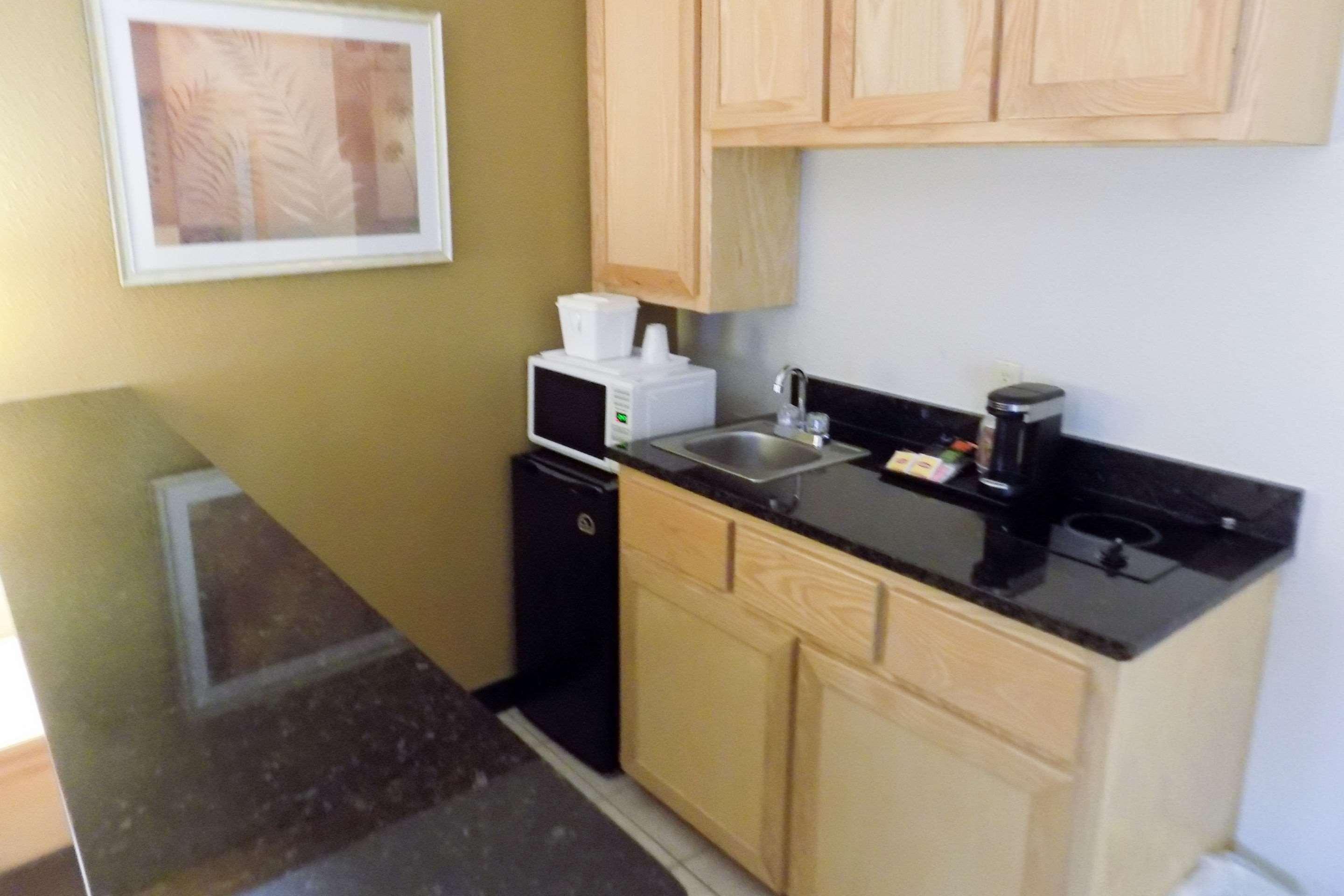 Quality Inn Dfw Airport North - Irving Bagian luar foto