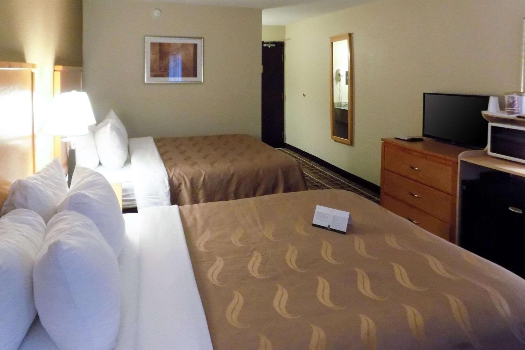 Quality Inn Dfw Airport North - Irving Bagian luar foto