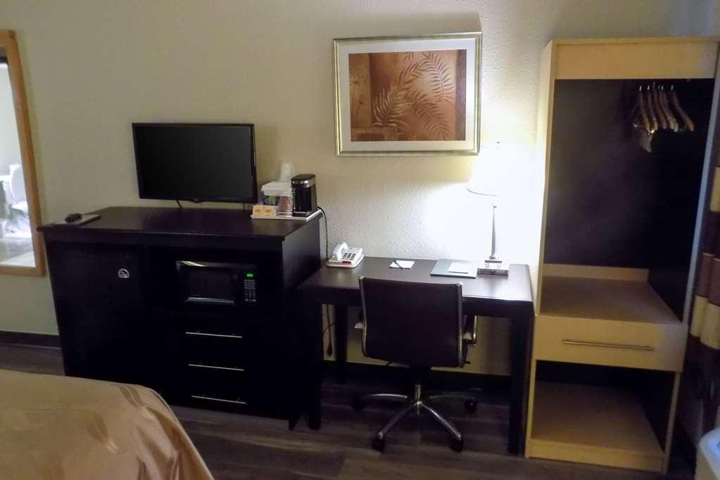 Quality Inn Dfw Airport North - Irving Ruang foto