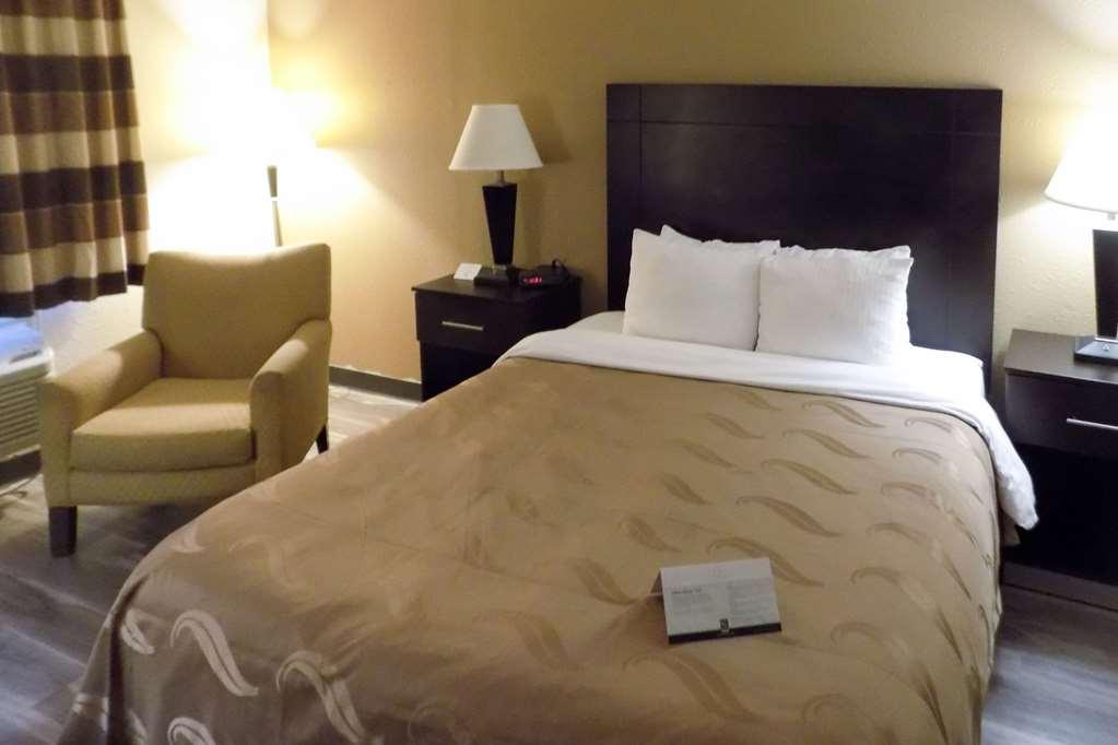 Quality Inn Dfw Airport North - Irving Ruang foto