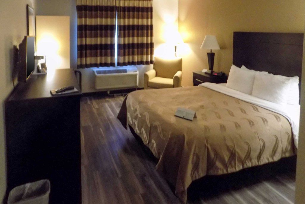 Quality Inn Dfw Airport North - Irving Bagian luar foto