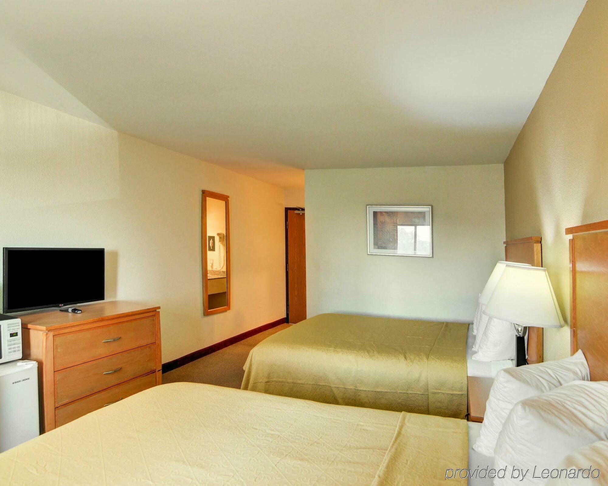 Quality Inn Dfw Airport North - Irving Bagian luar foto
